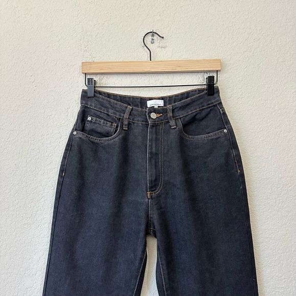 WEWOREWHAT High Rise Raw Hem Dad Jeans in Black - Picture 3 of 13